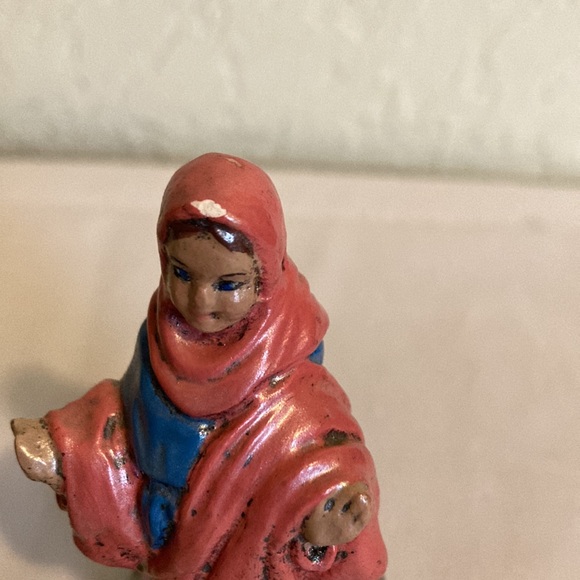 Hand Painted Replacement for Nativity scene Hand painted Joseph Mary Baby Jesus - Picture 4 of 7